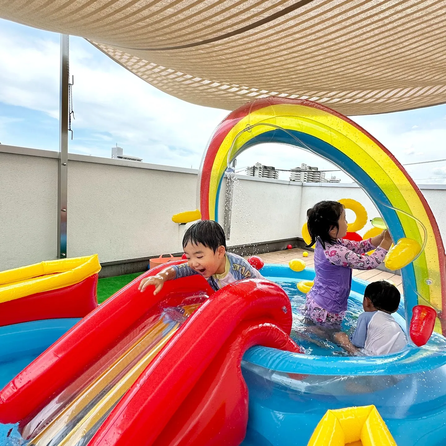 Sunny days, pool plays! 🏊‍♂️😎